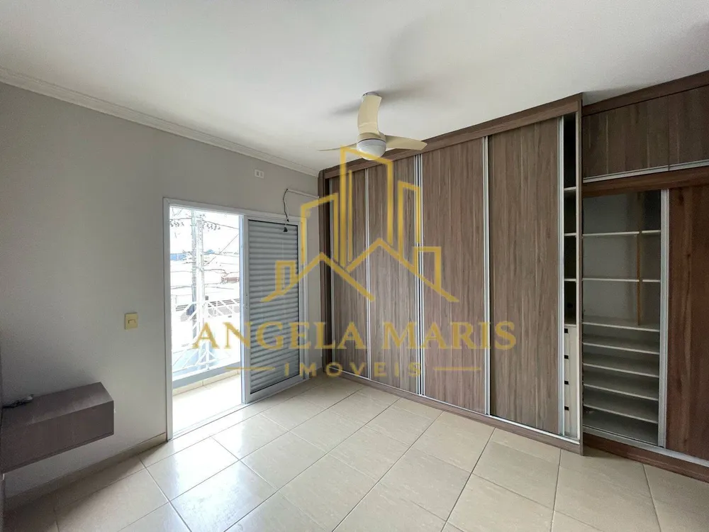 Casa, 3 quartos, 133 m² - Foto 2