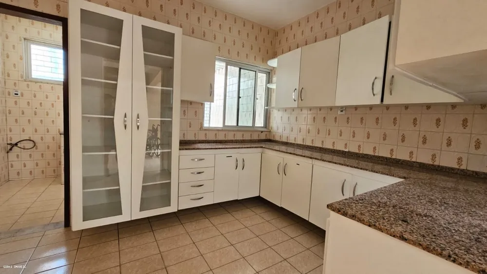 Casa, 3 quartos, 263 m² - Foto 7