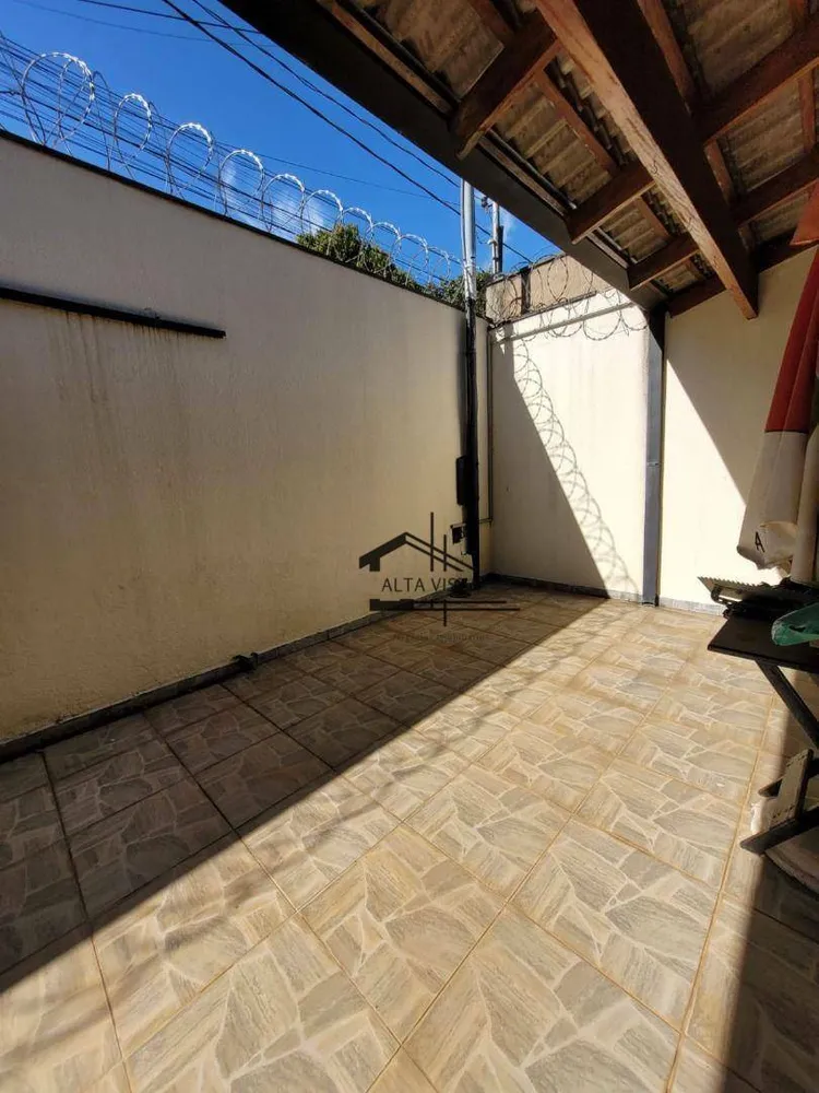 Casa, 3 quartos, 260 m² - Foto 2