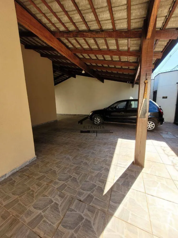 Casa, 3 quartos, 260 m² - Foto 3