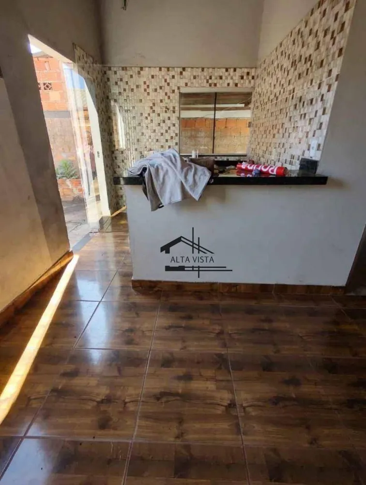 Casa, 2 quartos, 220 m² - Foto 1