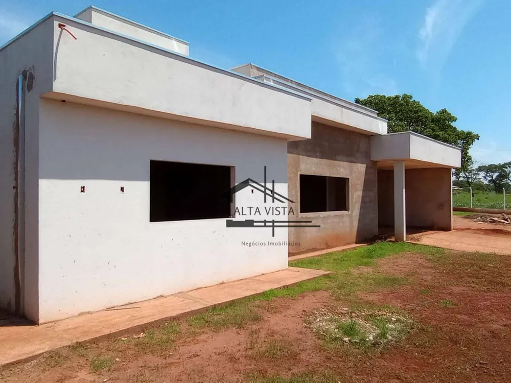 Chácara, 4 quartos, 2000 m² - Foto 1