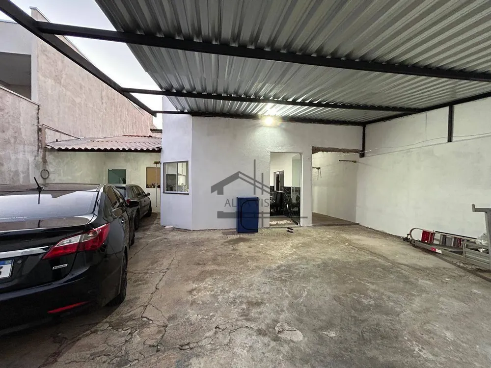 Casa, 3 quartos, 196 m² - Foto 2