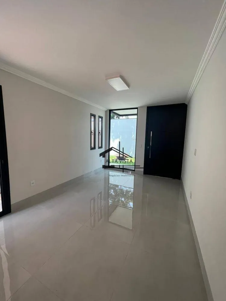 Casa, 4 quartos, 290 m² - Foto 2