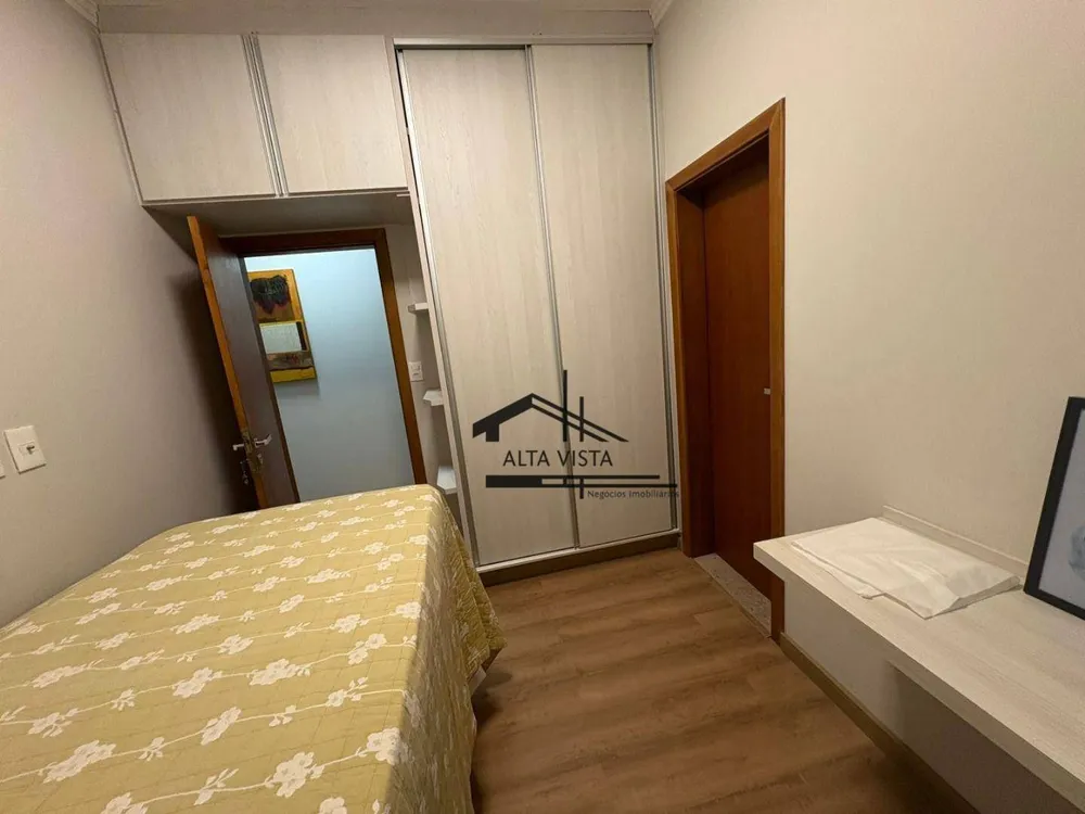 Casa, 4 quartos, 300 m² - Foto 2