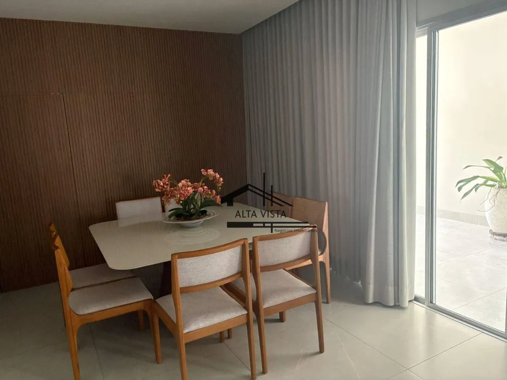 Casa, 4 quartos, 300 m² - Foto 4