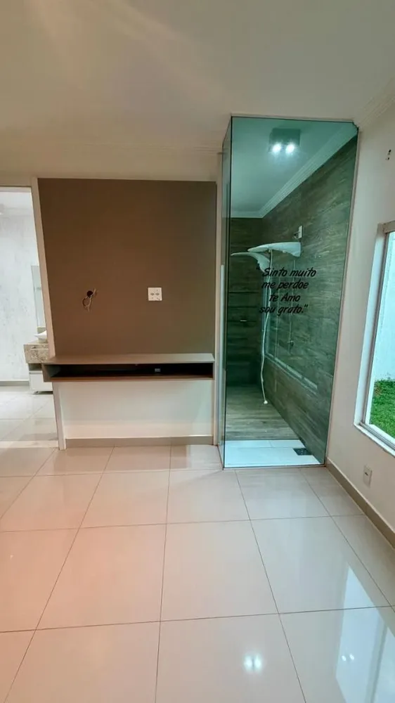 Casa, 3 quartos, 220 m² - Foto 1