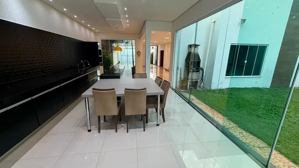 Casa, 3 quartos, 220 m² - Foto 3