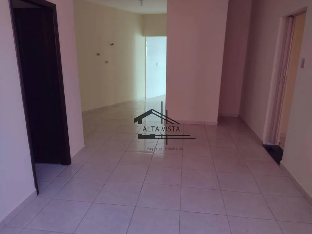 Casa, 4 quartos, 370 m² - Foto 1