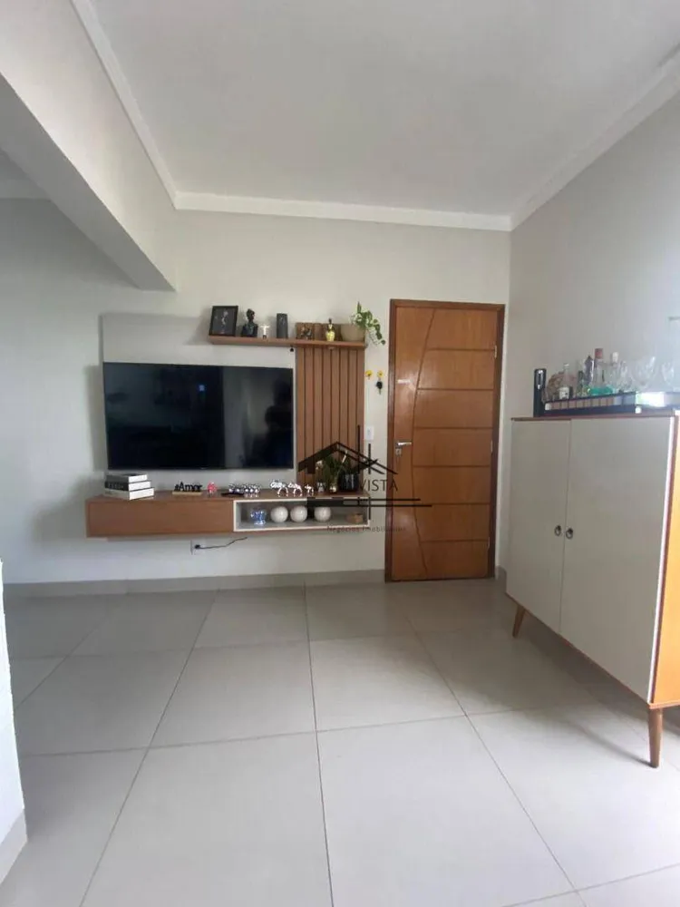 Apartamento, 3 quartos, 75 m² - Foto 1