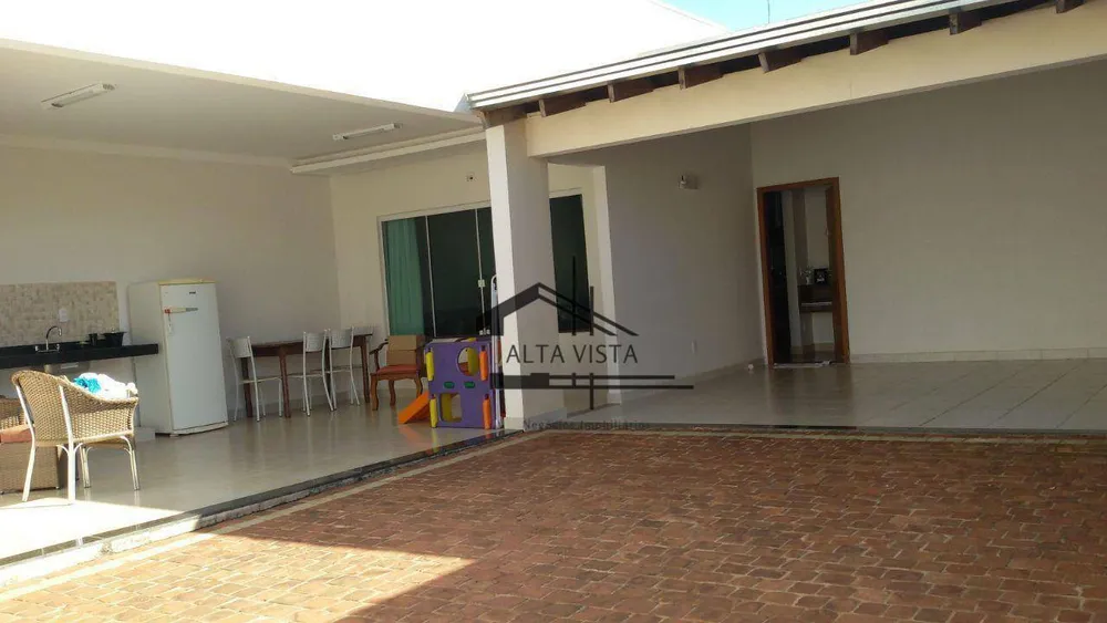 Casa, 3 quartos, 190 m² - Foto 11