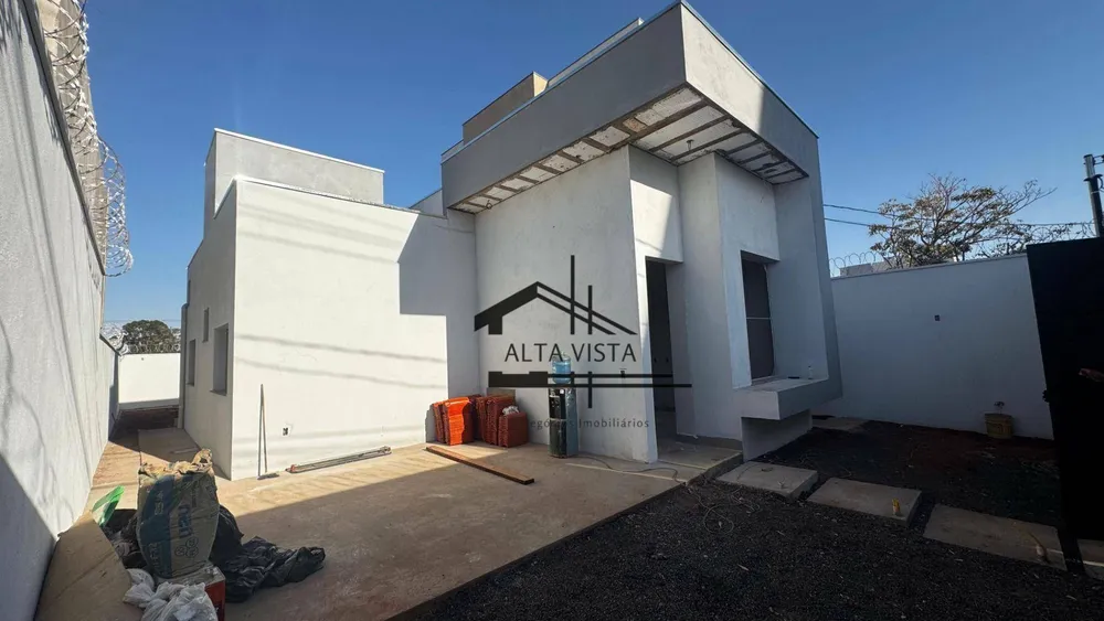 Casa, 2 quartos, 65 m² - Foto 1