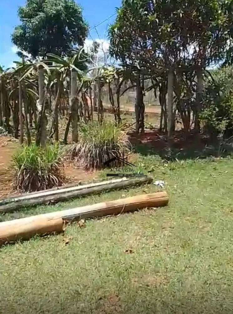 Chácara, 2 quartos, 3000 m² - Foto 1