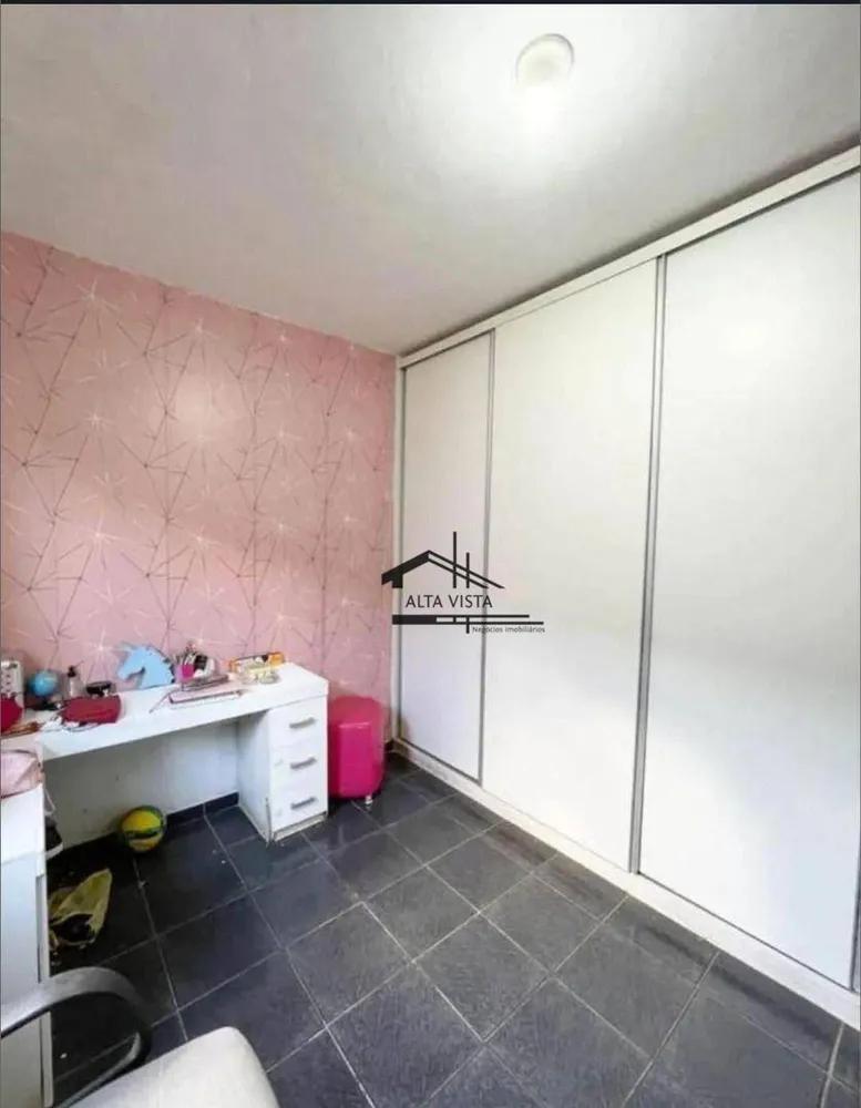 Casa, 5 quartos, 250 m² - Foto 3