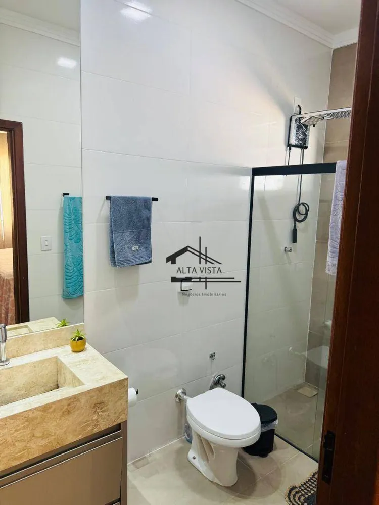 Casa, 3 quartos, 235 m² - Foto 12