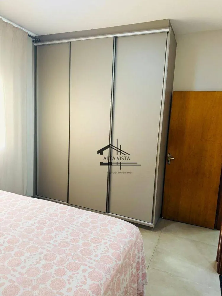 Casa, 3 quartos, 235 m² - Foto 11