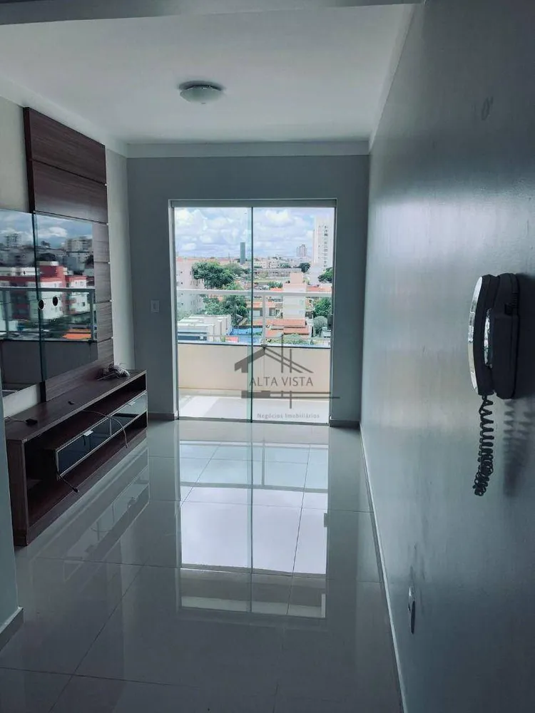Apartamento, 3 quartos, 140 m² - Foto 2