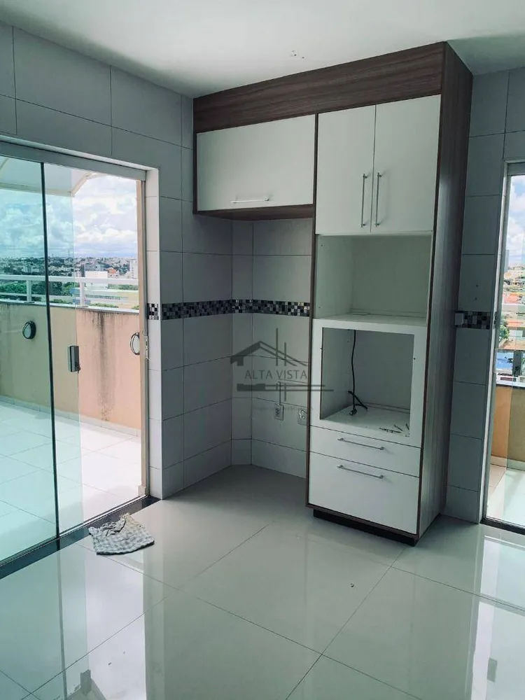 Apartamento, 3 quartos, 140 m² - Foto 4