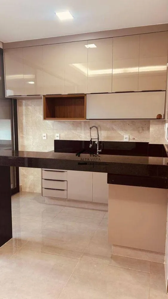 Casa, 3 quartos, 178 m² - Foto 4