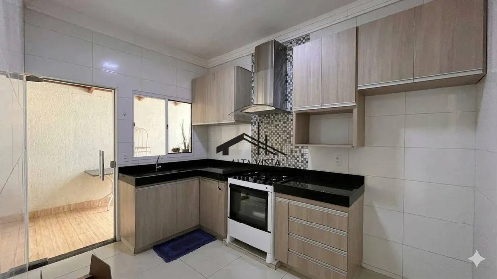 Casa, 2 quartos, 160 m² - Foto 1
