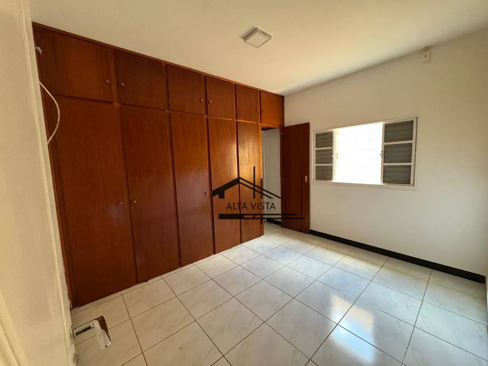 Casa, 3 quartos, 250 m² - Foto 7