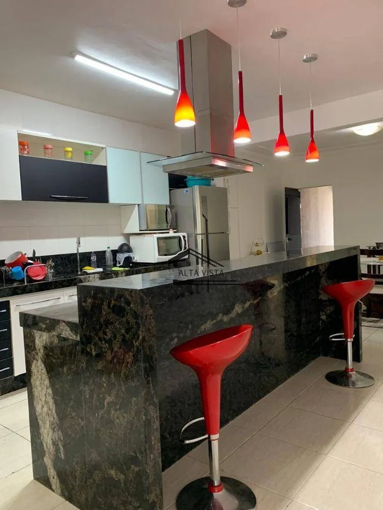 Casa, 3 quartos, 183 m² - Foto 6