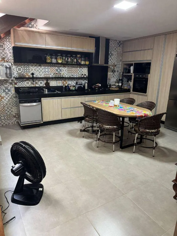 Casa, 3 quartos, 158 m² - Foto 6