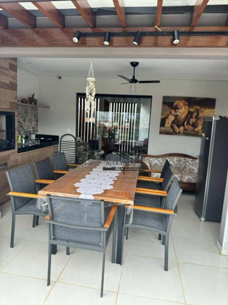 Casa, 3 quartos, 158 m² - Foto 5