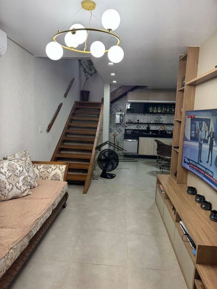 Casa, 3 quartos, 158 m² - Foto 1