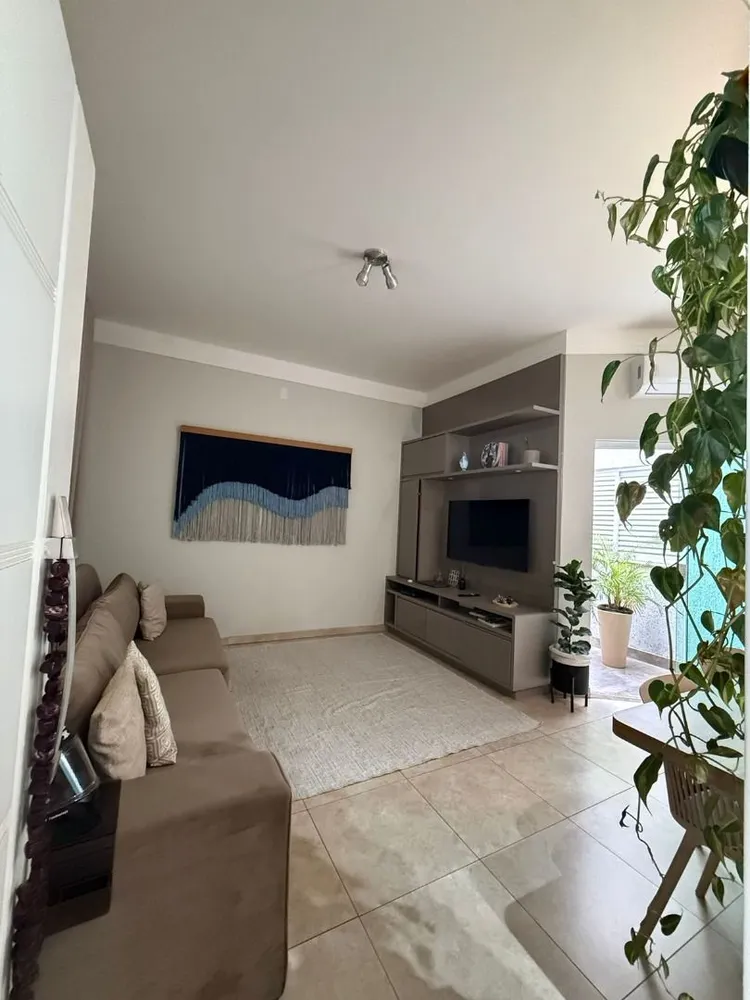 Casa, 3 quartos, 200 m² - Foto 2