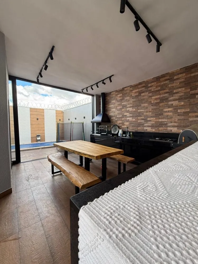 Casa, 3 quartos, 200 m² - Foto 10