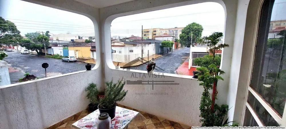 Apartamento, 3 quartos, 142 m² - Foto 2