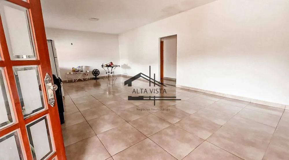 Chácara, 3 quartos, 1231 m² - Foto 6