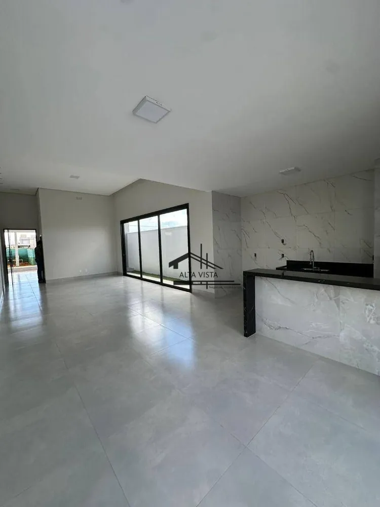 Casa, 3 quartos, 180 m² - Foto 2