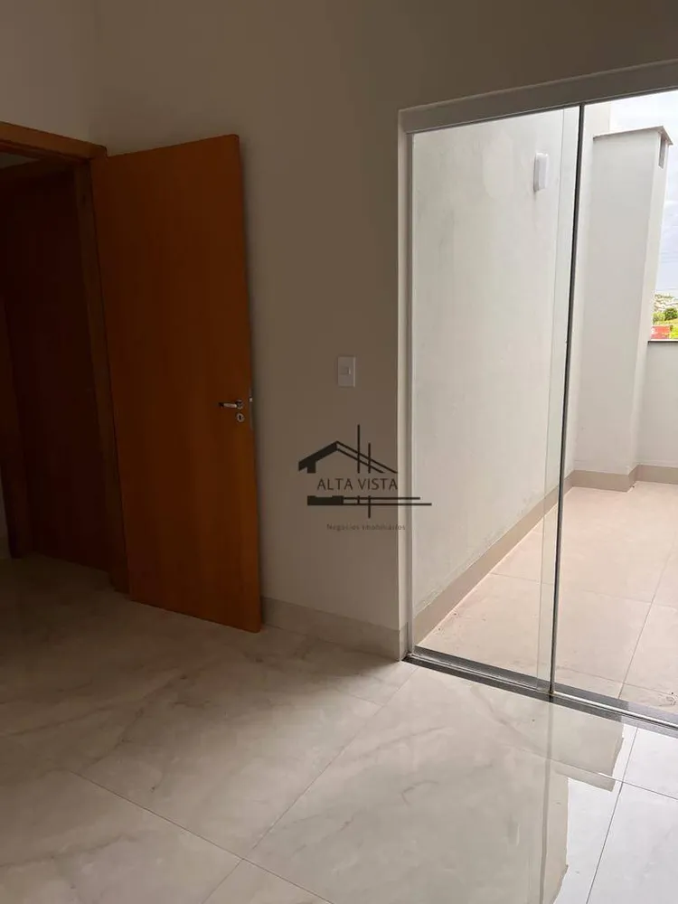 Casa, 3 quartos, 125 m² - Foto 2