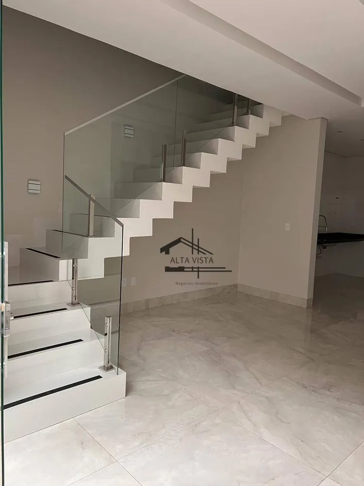 Casa, 3 quartos, 125 m² - Foto 2