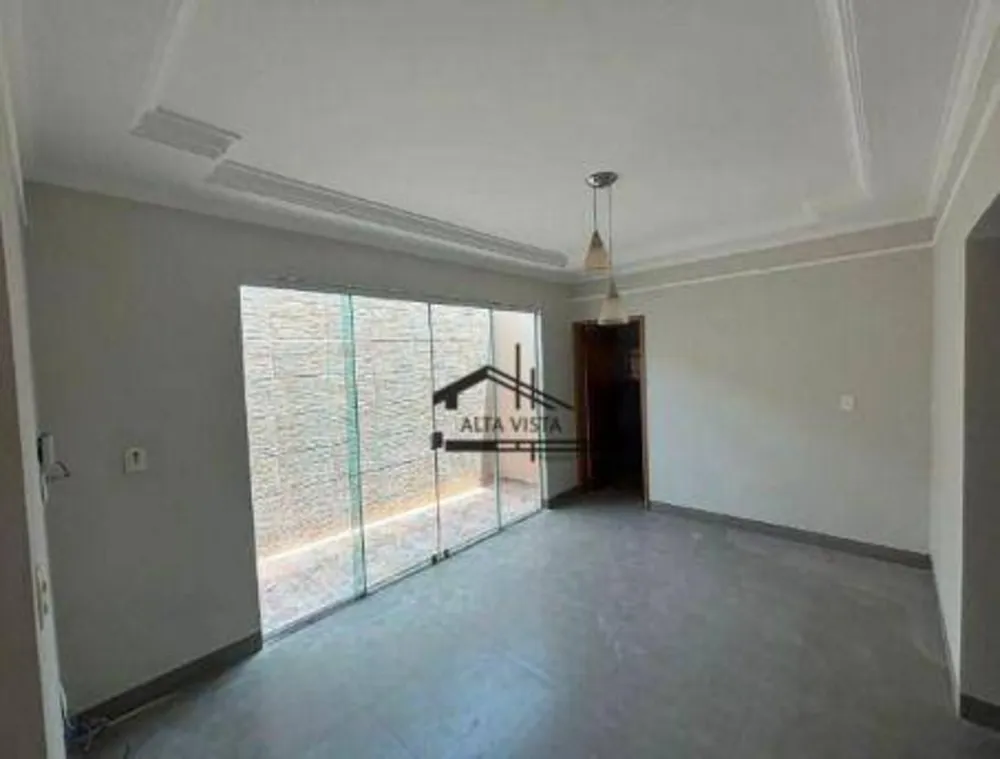 Casa, 3 quartos, 250 m² - Foto 1