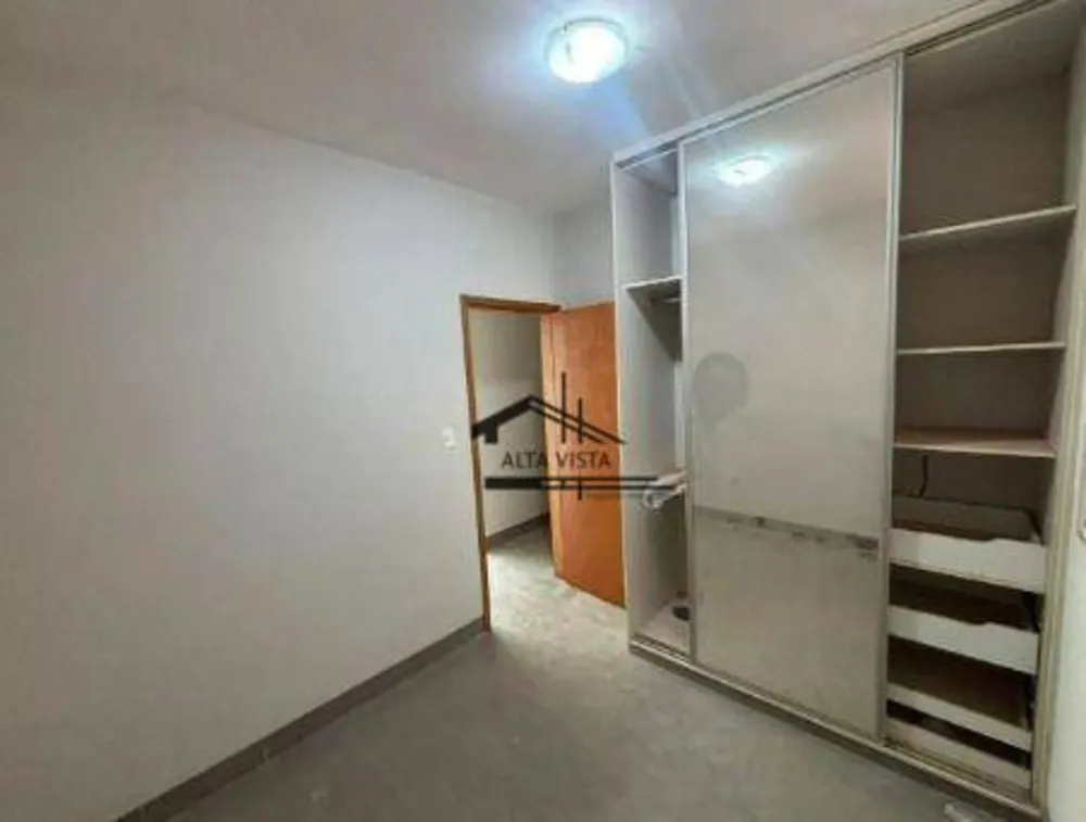 Casa, 3 quartos, 250 m² - Foto 6