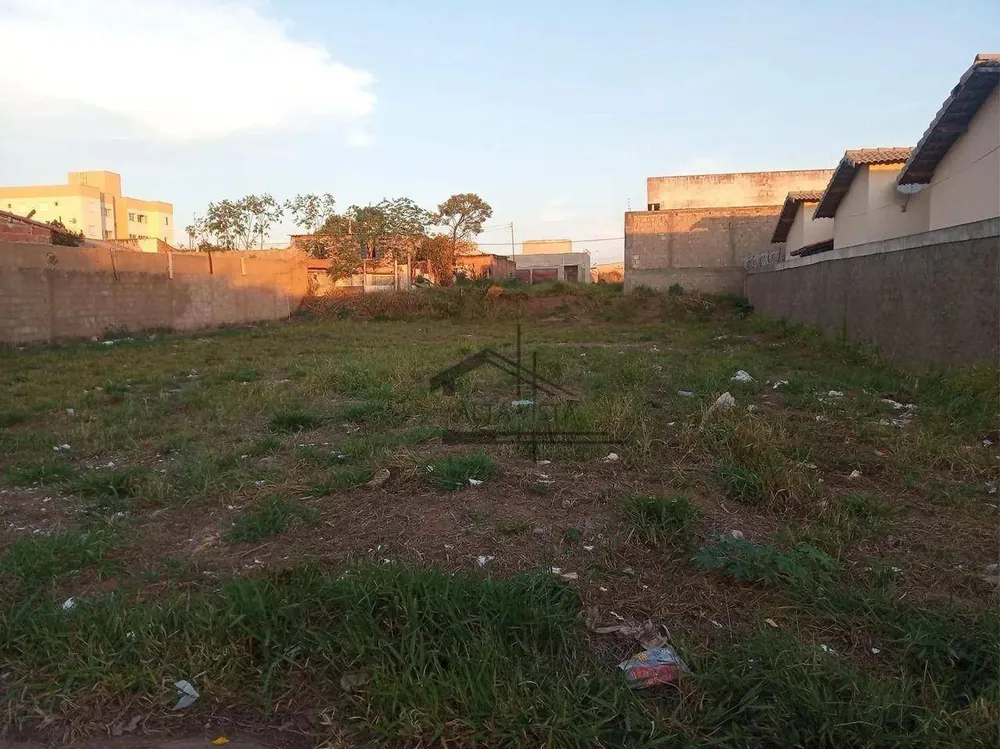 Terreno, 300 m² - Foto 1