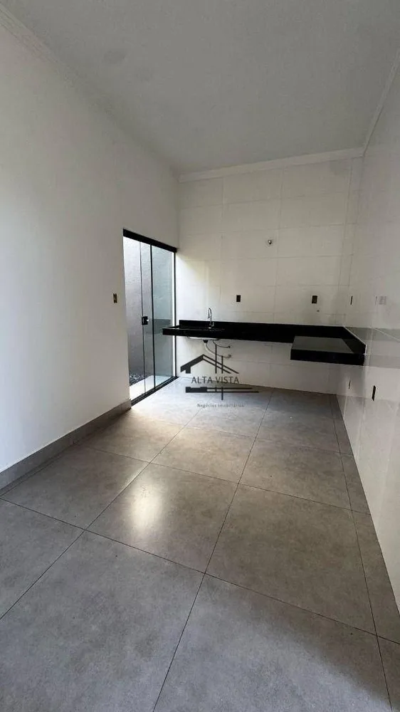 Casa, 3 quartos, 75 m² - Foto 1