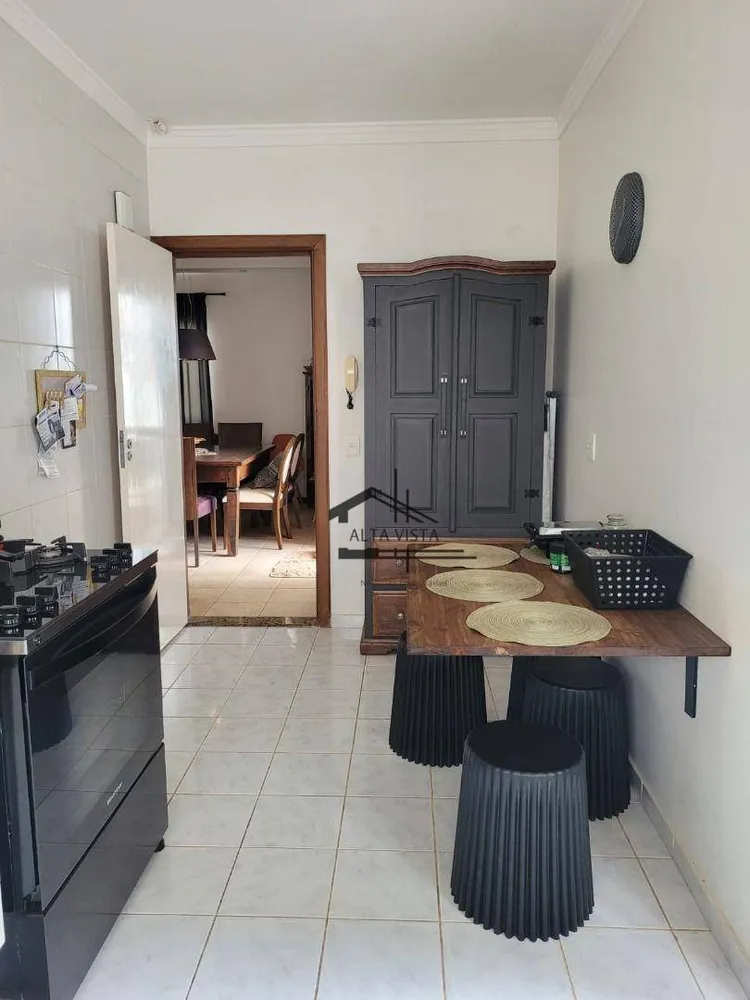 Casa, 3 quartos, 132 m² - Foto 1