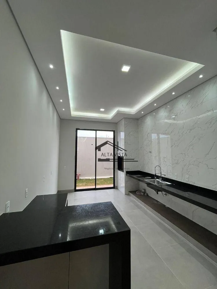 Casa, 3 quartos, 85 m² - Foto 1