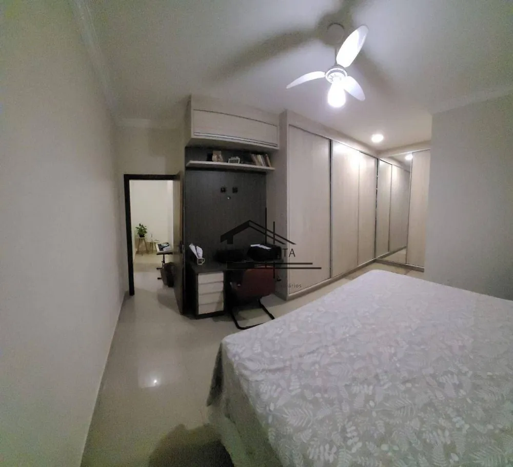 Casa, 3 quartos, 200 m² - Foto 4