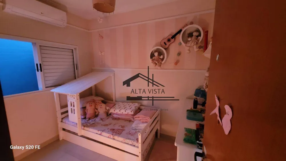 Casa, 3 quartos, 200 m² - Foto 6