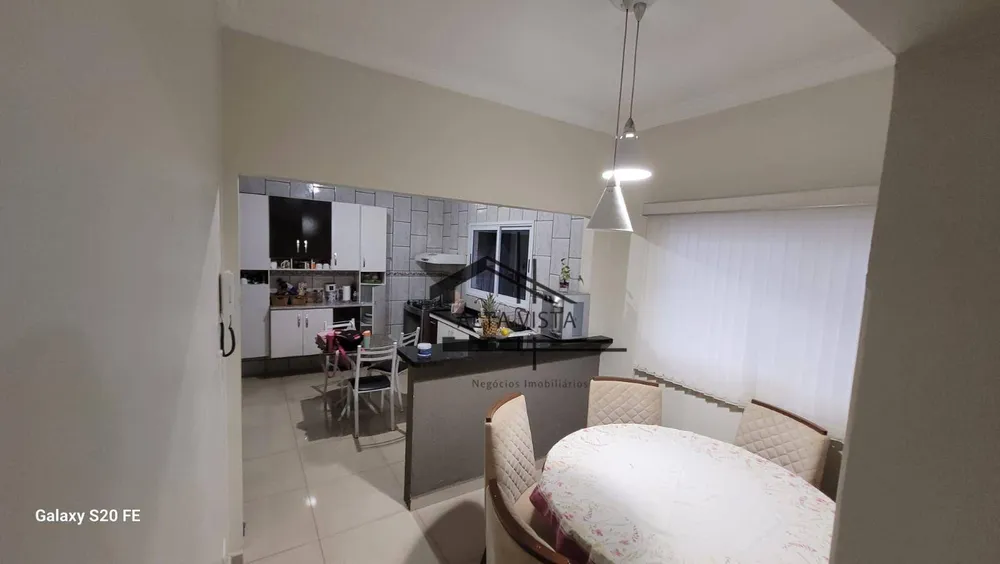 Casa, 3 quartos, 200 m² - Foto 3