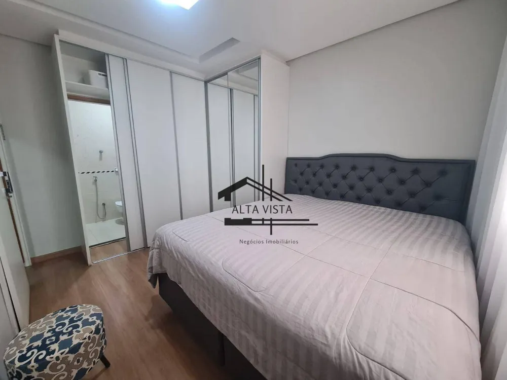Casa, 4 quartos, 240 m² - Foto 13