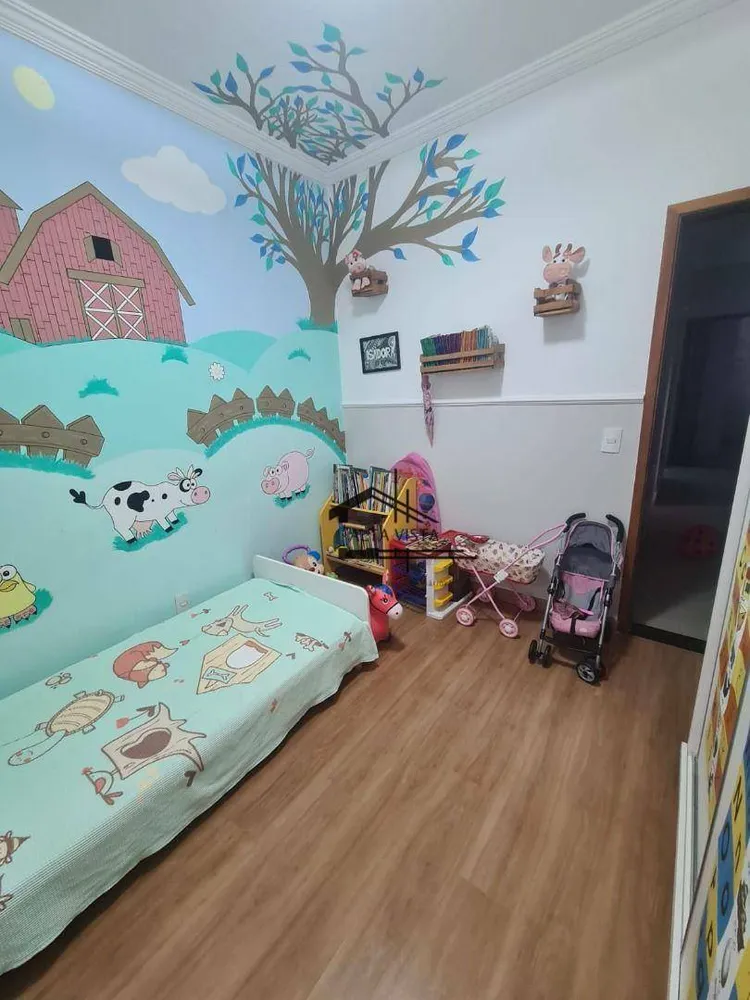 Casa, 4 quartos, 240 m² - Foto 11