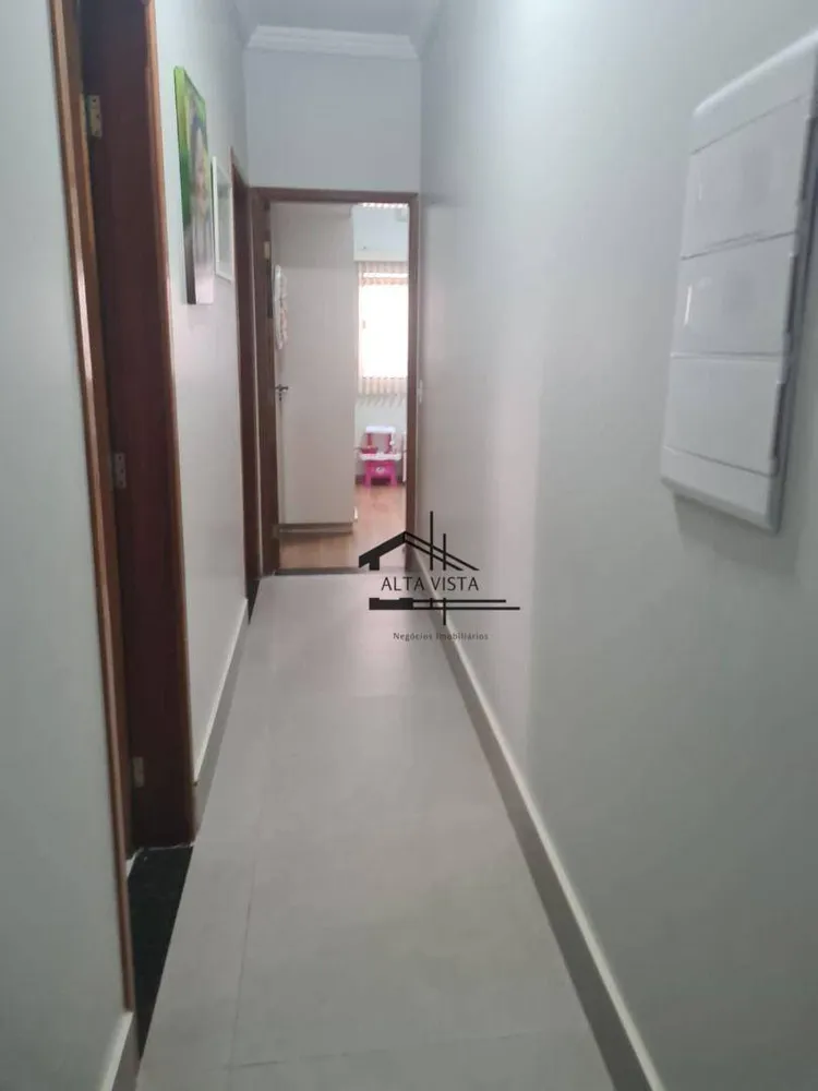 Casa, 4 quartos, 240 m² - Foto 7