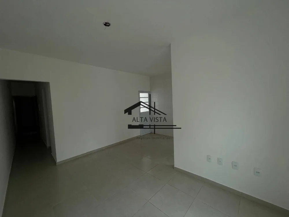 Casa, 2 quartos, 61 m² - Foto 1