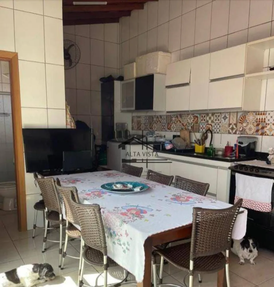 Casa, 4 quartos, 154 m² - Foto 3